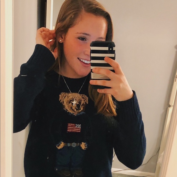 Meet your Posher, Cece - Picture 3 of 4